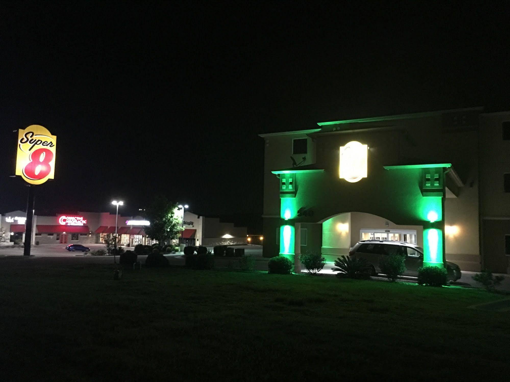 Super 8 By Wyndham Harker Heights Killeen - Fort Cavazos Luaran gambar